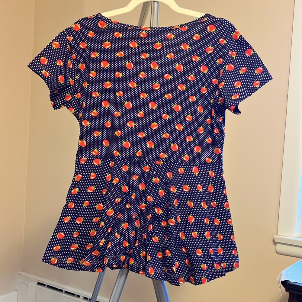 Effie's Heart The Buongiorno Blouse in Pomodoro Print - Picture 4 of 9